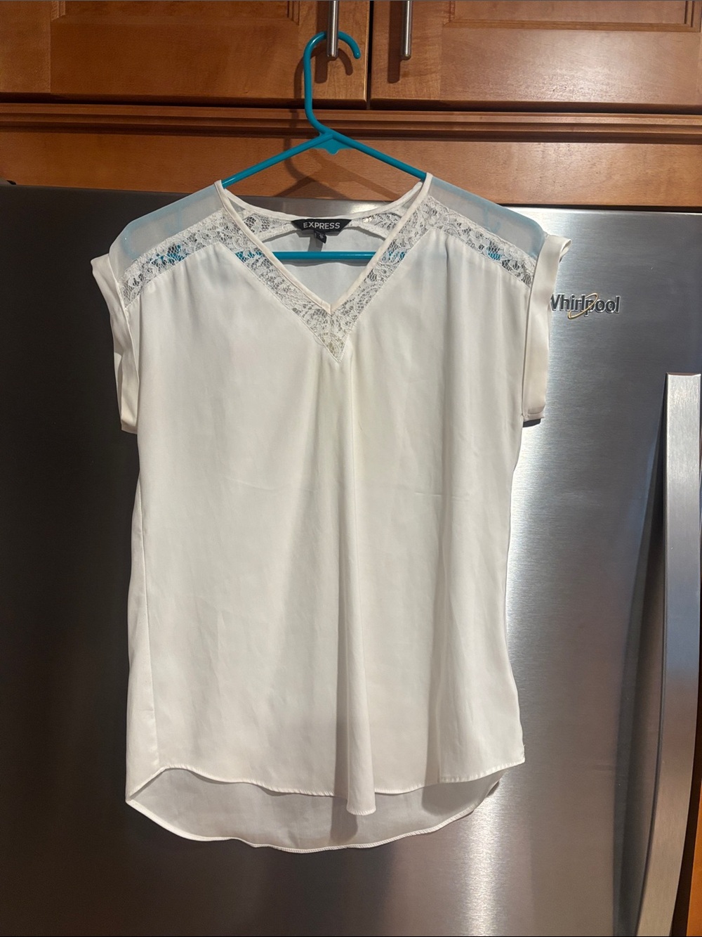 Express White Top